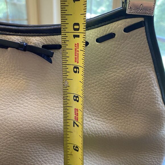 Brighton Beige Leather with Black Trim Shoulder Bag Dust Bag Pebbled - Picture 4 of 12